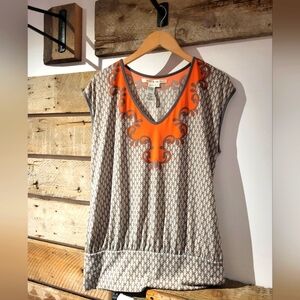 Max Studio Gray and Orange Patterned Top